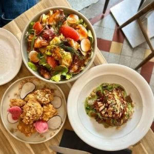 Les plats à la carte du restaurant asiatique Seoul Mama à Paris 15